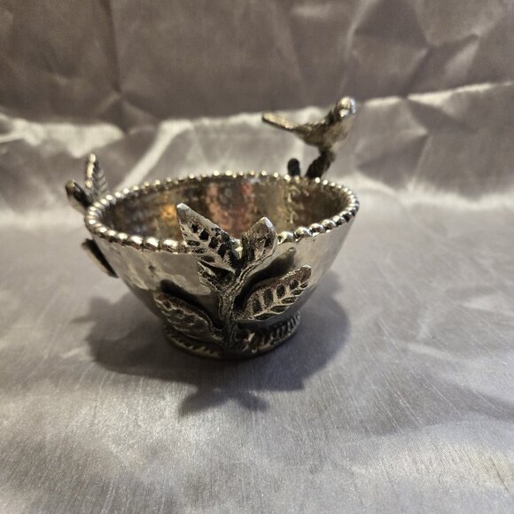 Vintage Metal Bowl Silver Tone w/bird Leaves.5” Dia. 3.5” H - Picture 5 of 7